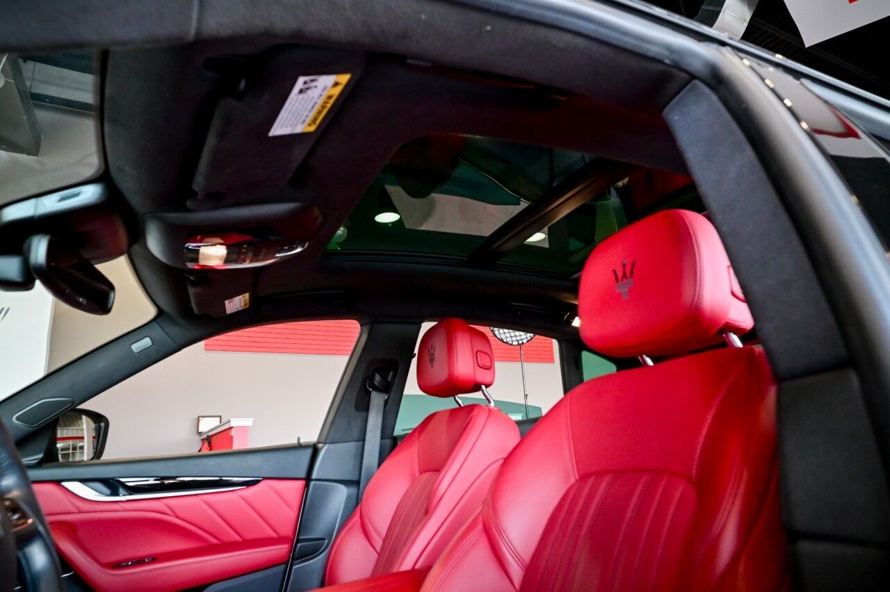 2022 Maserati Levante GT Sport Nerissimo Pkg, 21'' Wheels, Driver Assist, RED INTERIOR Springfield NJ