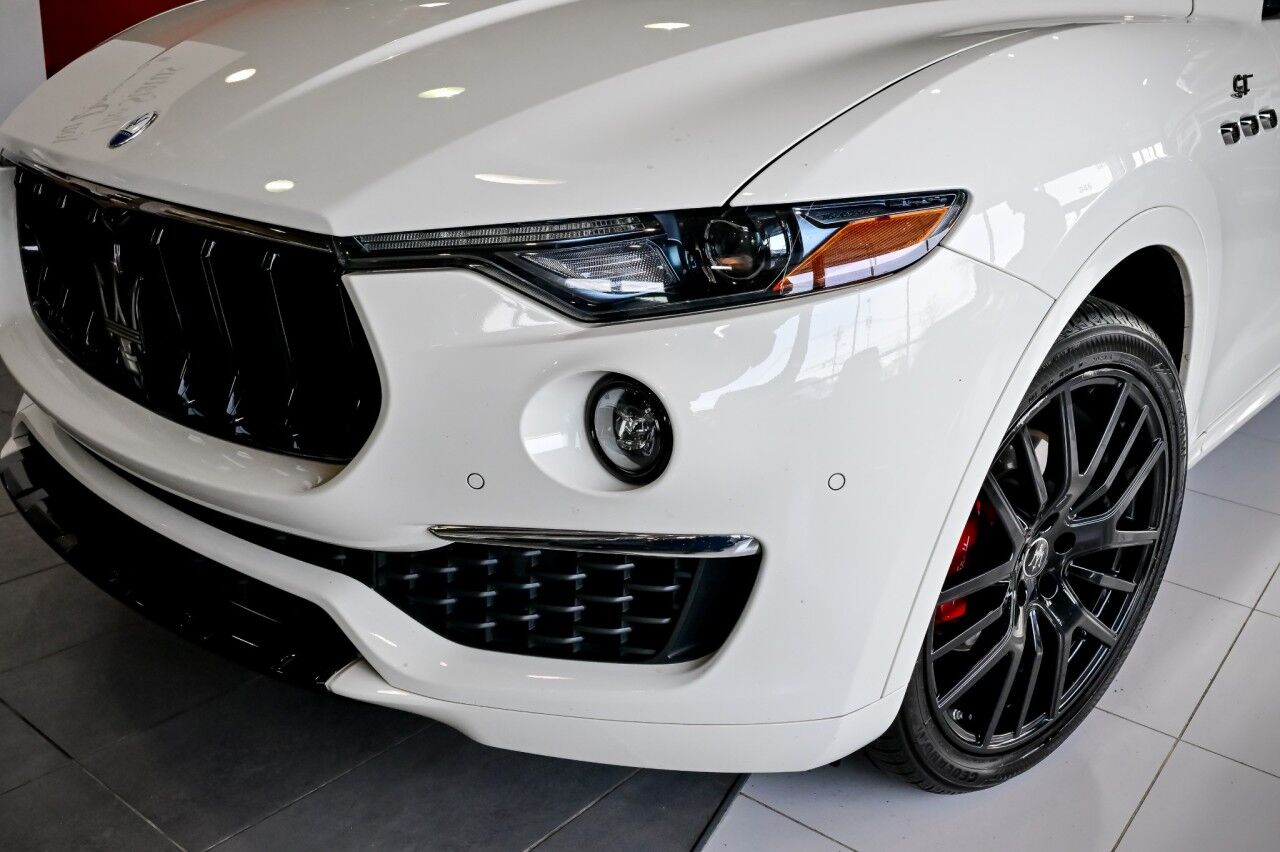 2022 Maserati Levante GT Sport Nerissimo Pkg, 21'' Wheels, Driver Assist, RED INTERIOR Springfield NJ