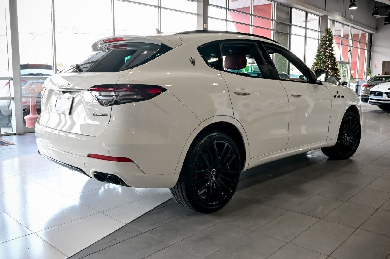 2022 Maserati Levante GT Sport Nerissimo Pkg, 21'' Wheels, Driver Assist, RED INTERIOR Springfield NJ