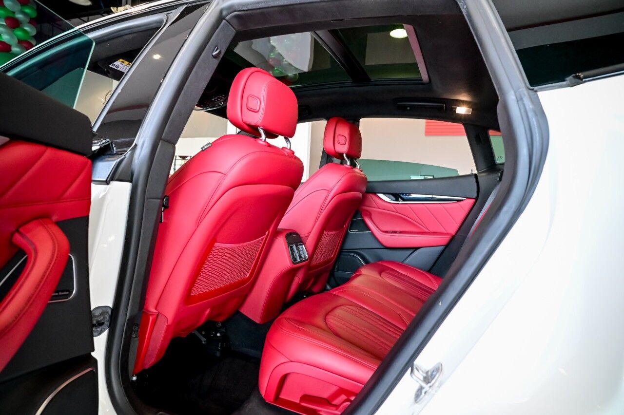 2022 Maserati Levante GT Sport Nerissimo Pkg, 21'' Wheels, Driver Assist, RED INTERIOR Springfield NJ