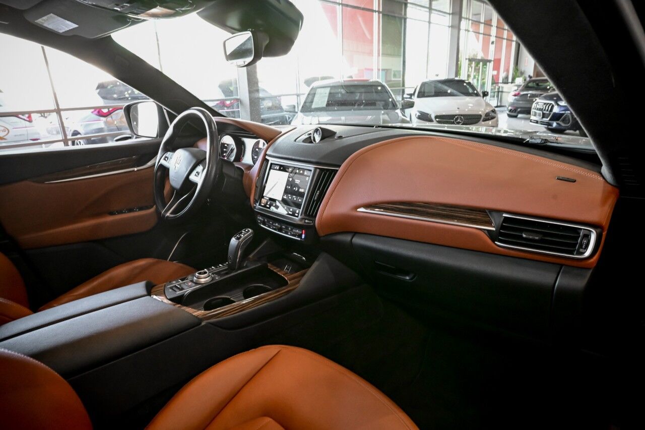 2022 Maserati Levante GT Sport Nerissimo Pkg, Driver Assist, 21'' Wheels, High Gloss Ebano Wood Trim Springfield NJ