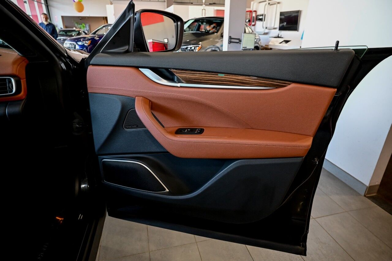 2022 Maserati Levante GT Sport Nerissimo Pkg, Driver Assist, 21'' Wheels, High Gloss Ebano Wood Trim Springfield NJ