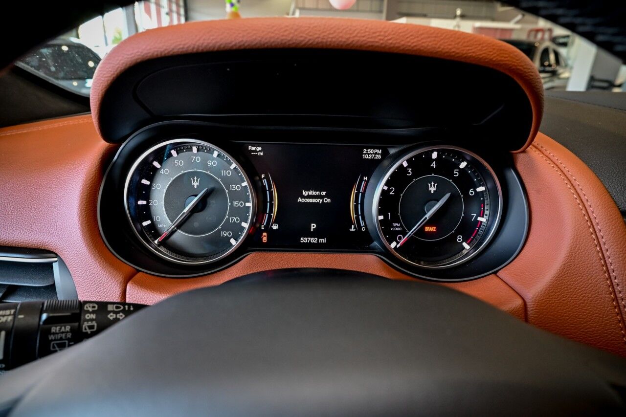 2022 Maserati Levante GT Sport Nerissimo Pkg, Driver Assist, 21'' Wheels, High Gloss Ebano Wood Trim Springfield NJ