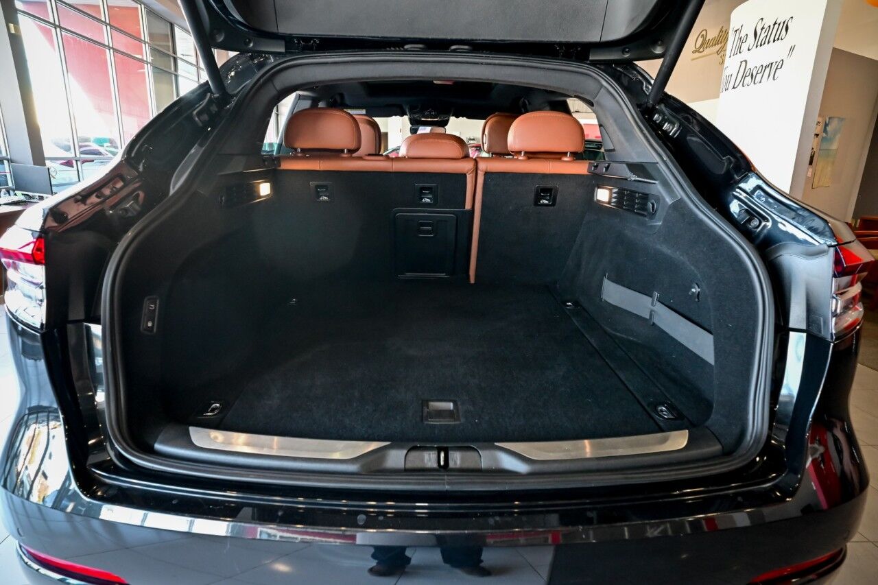 2022 Maserati Levante GT Sport Nerissimo Pkg, Driver Assist, 21'' Wheels, High Gloss Ebano Wood Trim Springfield NJ