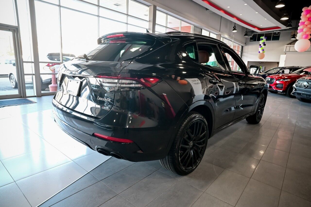 2022 Maserati Levante GT Sport Nerissimo Pkg, Driver Assist, 21'' Wheels, High Gloss Ebano Wood Trim Springfield NJ