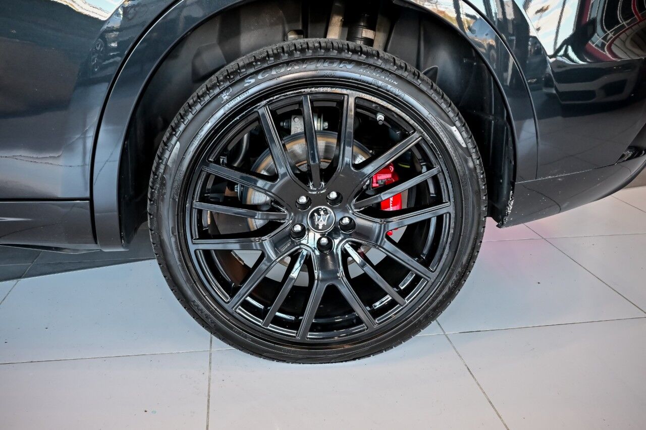 2022 Maserati Levante GT Sport Nerissimo Pkg, Driver Assist, 21'' Wheels, High Gloss Ebano Wood Trim Springfield NJ