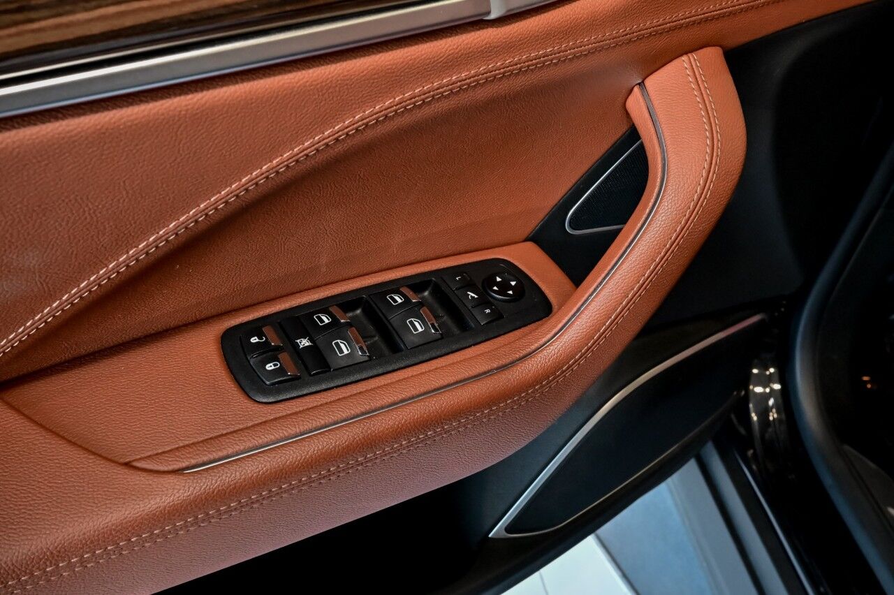 2022 Maserati Levante GT Sport Nerissimo Pkg, Driver Assist, 21'' Wheels, High Gloss Ebano Wood Trim Springfield NJ