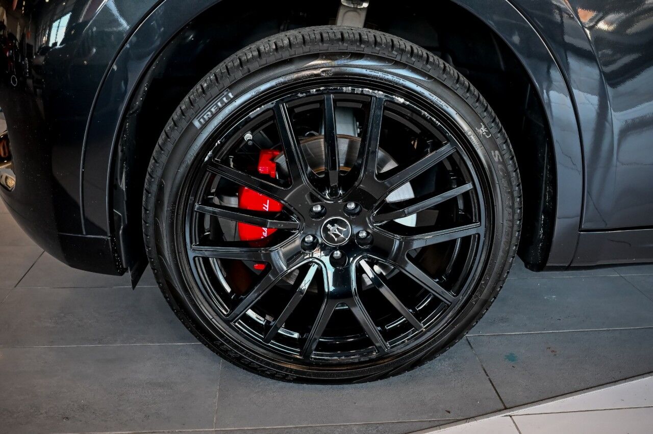 2022 Maserati Levante GT Sport Nerissimo Pkg, Driver Assist, 21'' Wheels, High Gloss Ebano Wood Trim Springfield NJ