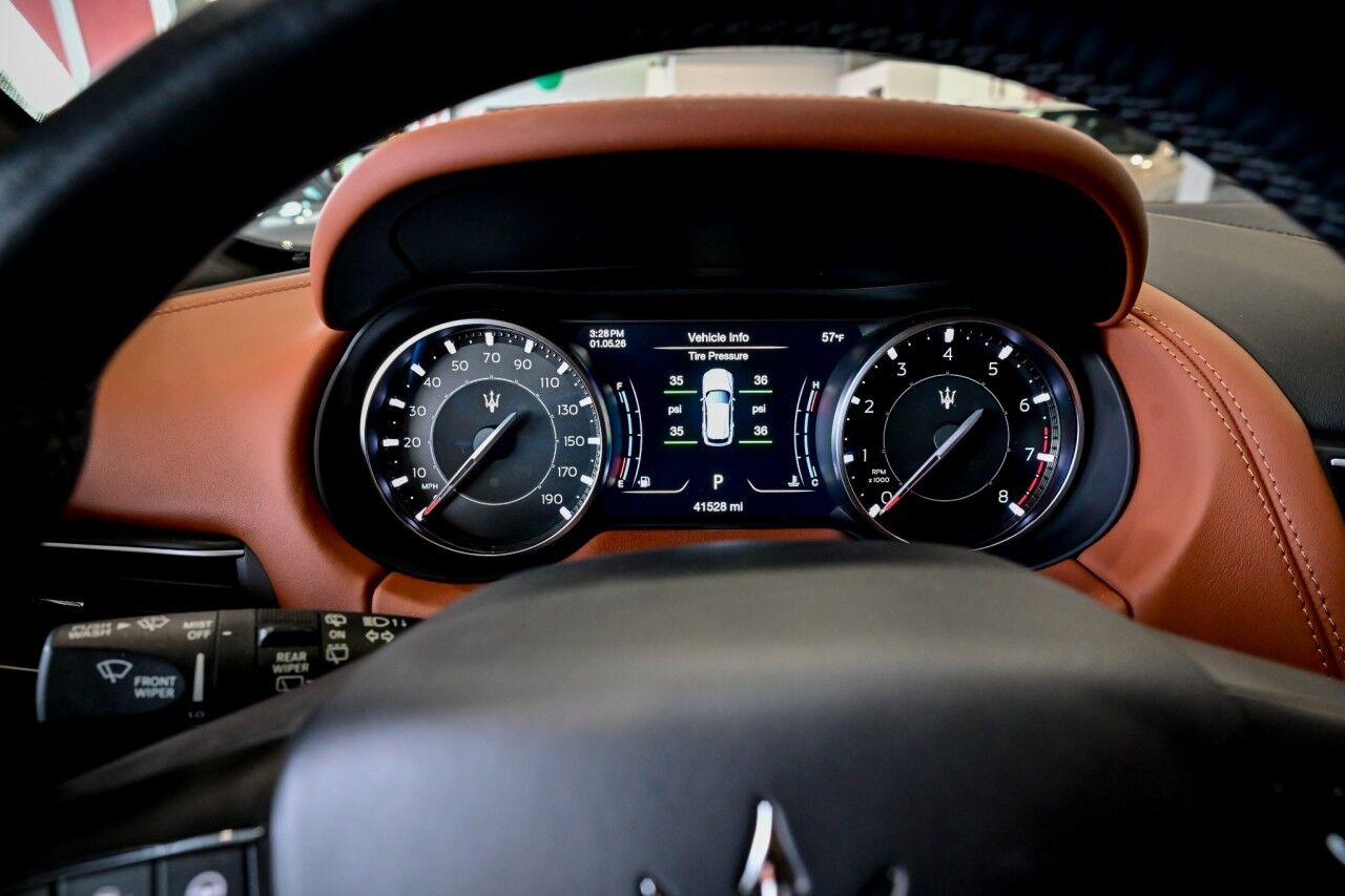 2022 Maserati Levante GT Sport Nerissimo Pkg, Driver Assist, Comfort & Convenience Pkg Springfield NJ