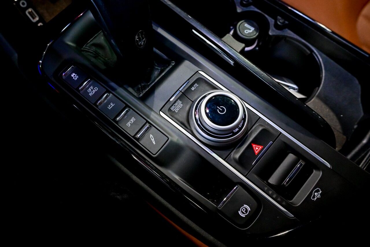 2022 Maserati Levante GT Sport Nerissimo Pkg, Driver Assist, Comfort & Convenience Pkg Springfield NJ