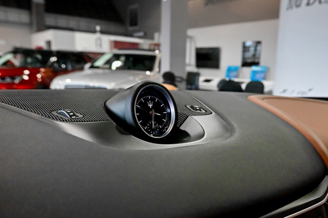 2022 Maserati Levante GT Sport Nerissimo Pkg, Driver Assist, Comfort & Convenience Pkg Springfield NJ