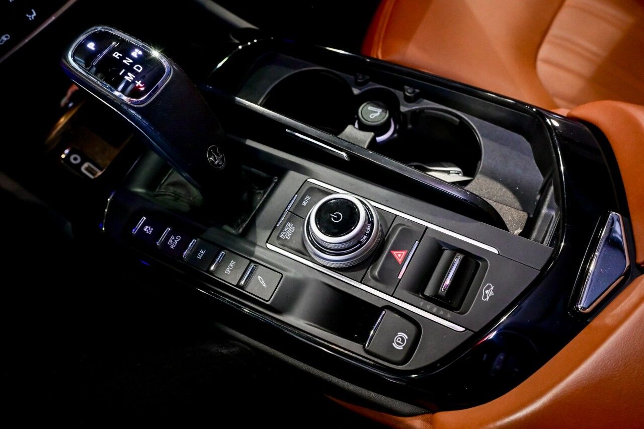 2022 Maserati Levante GT Sport Nerissimo Pkg, Driver Assist, Comfort & Convenience Pkg Springfield NJ