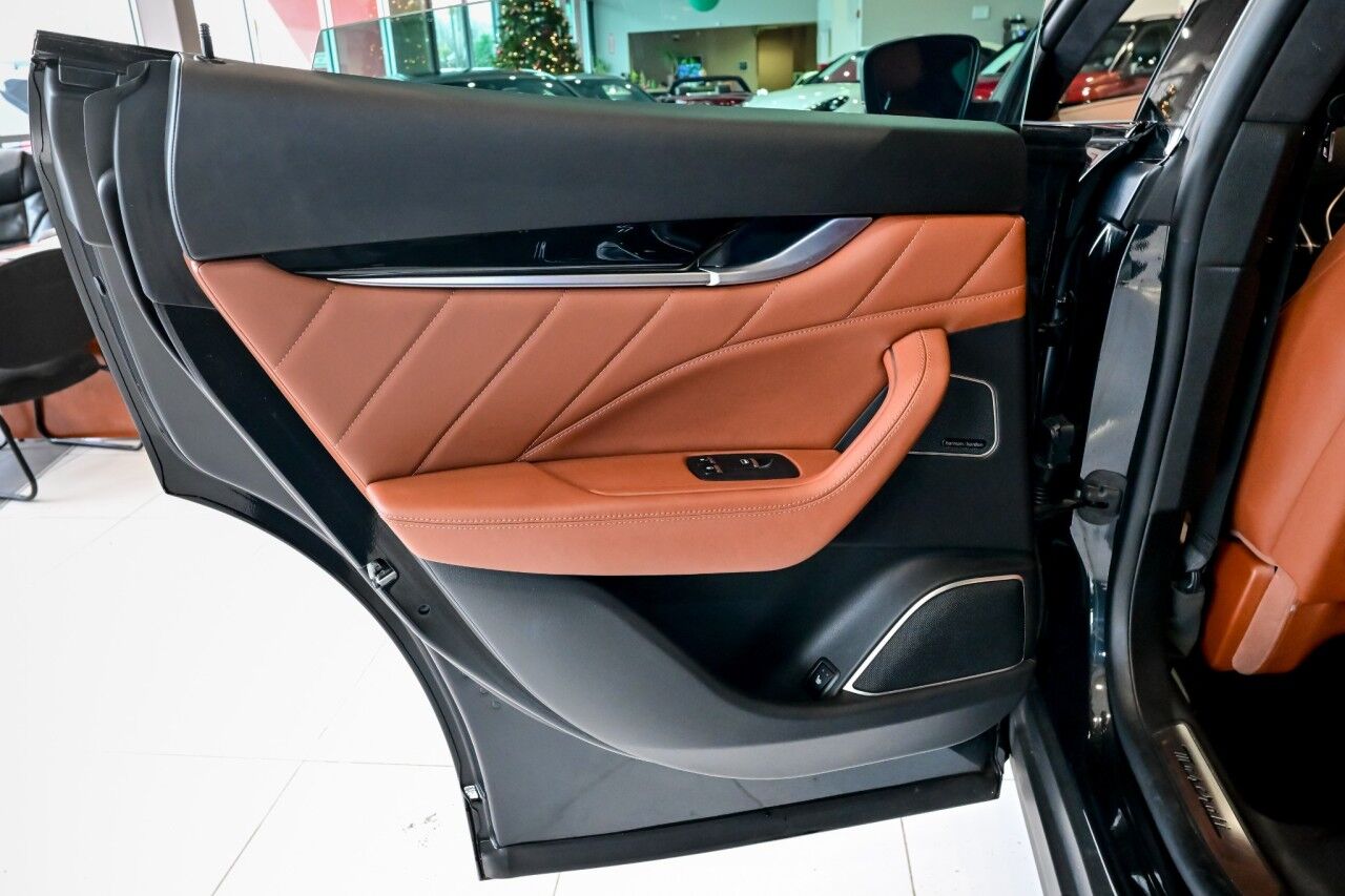 2022 Maserati Levante GT Sport Nerissimo Pkg, Driver Assist, Comfort & Convenience Pkg Springfield NJ