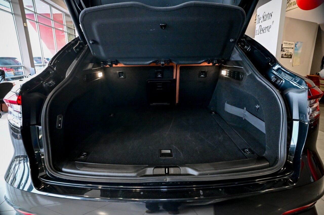 2022 Maserati Levante GT Sport Nerissimo Pkg, Driver Assist, Comfort & Convenience Pkg Springfield NJ