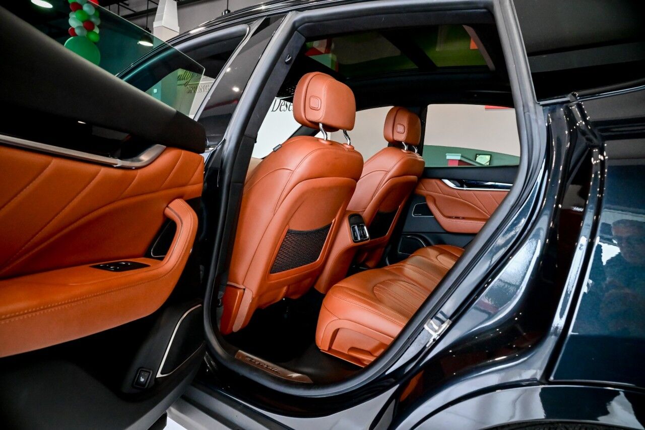 2022 Maserati Levante GT Sport Nerissimo Pkg, Driver Assist, Comfort & Convenience Pkg Springfield NJ