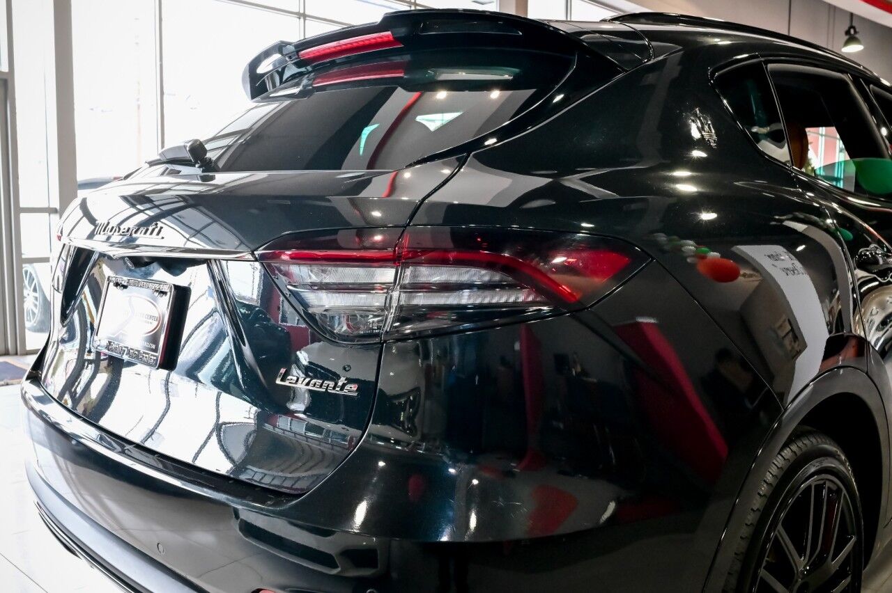 2022 Maserati Levante GT Sport Nerissimo Pkg, Driver Assist, Comfort & Convenience Pkg Springfield NJ