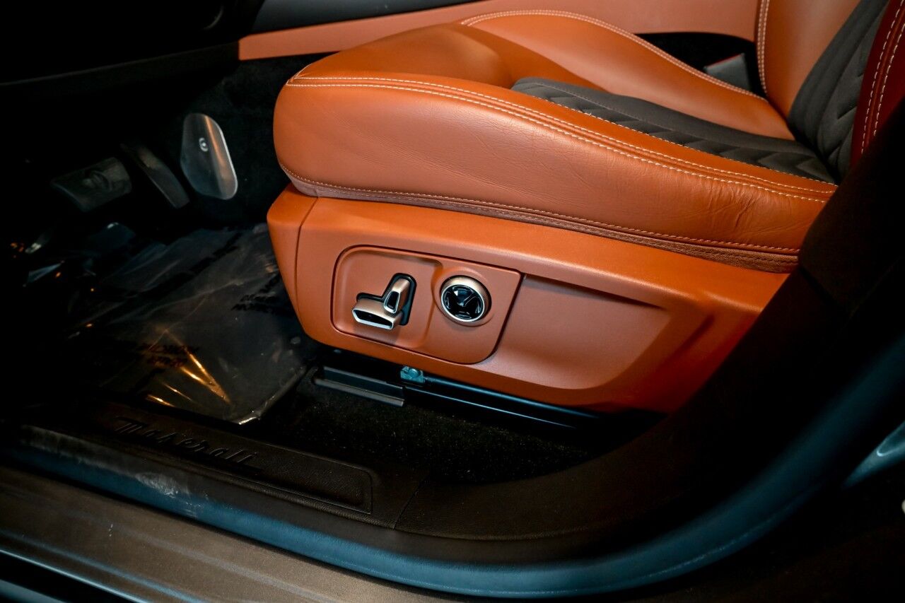 2022 Maserati Levante GT, ZEGNA Interior, Driver Assist, Adaptive CC, Forward Collision Warning Springfield NJ