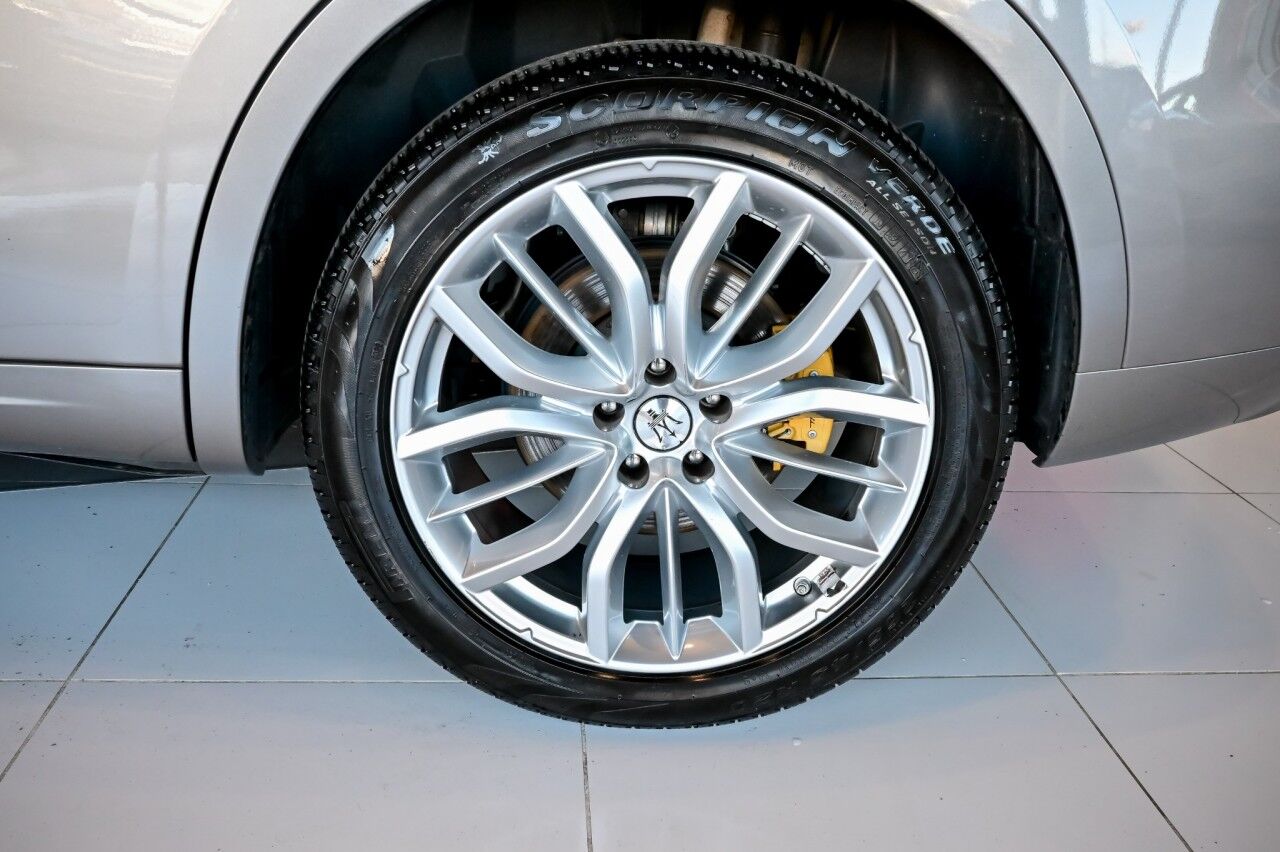 2022 Maserati Levante GT, ZEGNA Interior, Driver Assist, Adaptive CC, Forward Collision Warning Springfield NJ