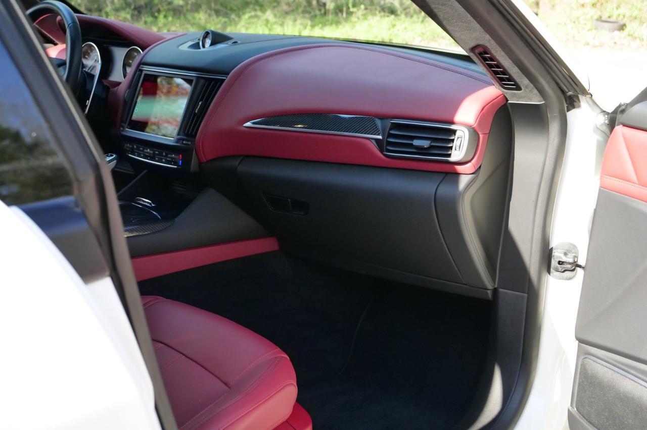 2022 Maserati Levante Modena / AWD / Pano Sunroof / Twin Turbo V6! Lincolnton NC