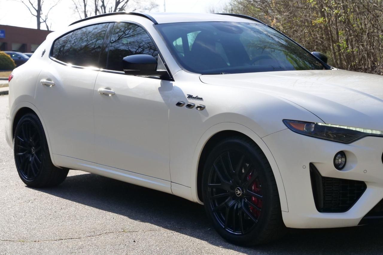 2022 Maserati Levante Modena / AWD / Pano Sunroof / Twin Turbo V6! Lincolnton NC