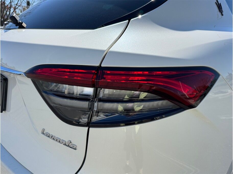 2022 Maserati Levante Modena Sport Utility 4D Folsom CA