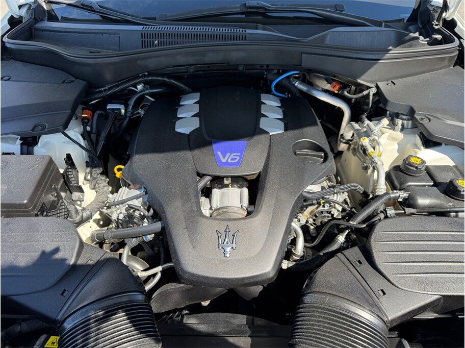 2022 Maserati Levante Modena Sport Utility 4D Folsom CA