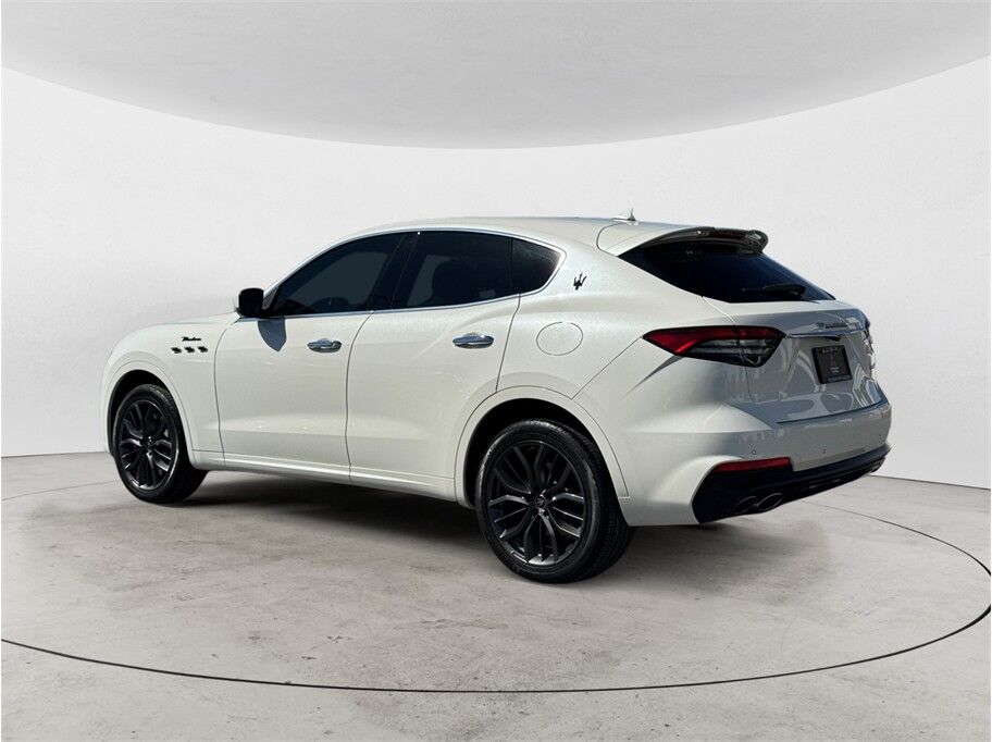 2022 Maserati Levante Modena Sport Utility 4D