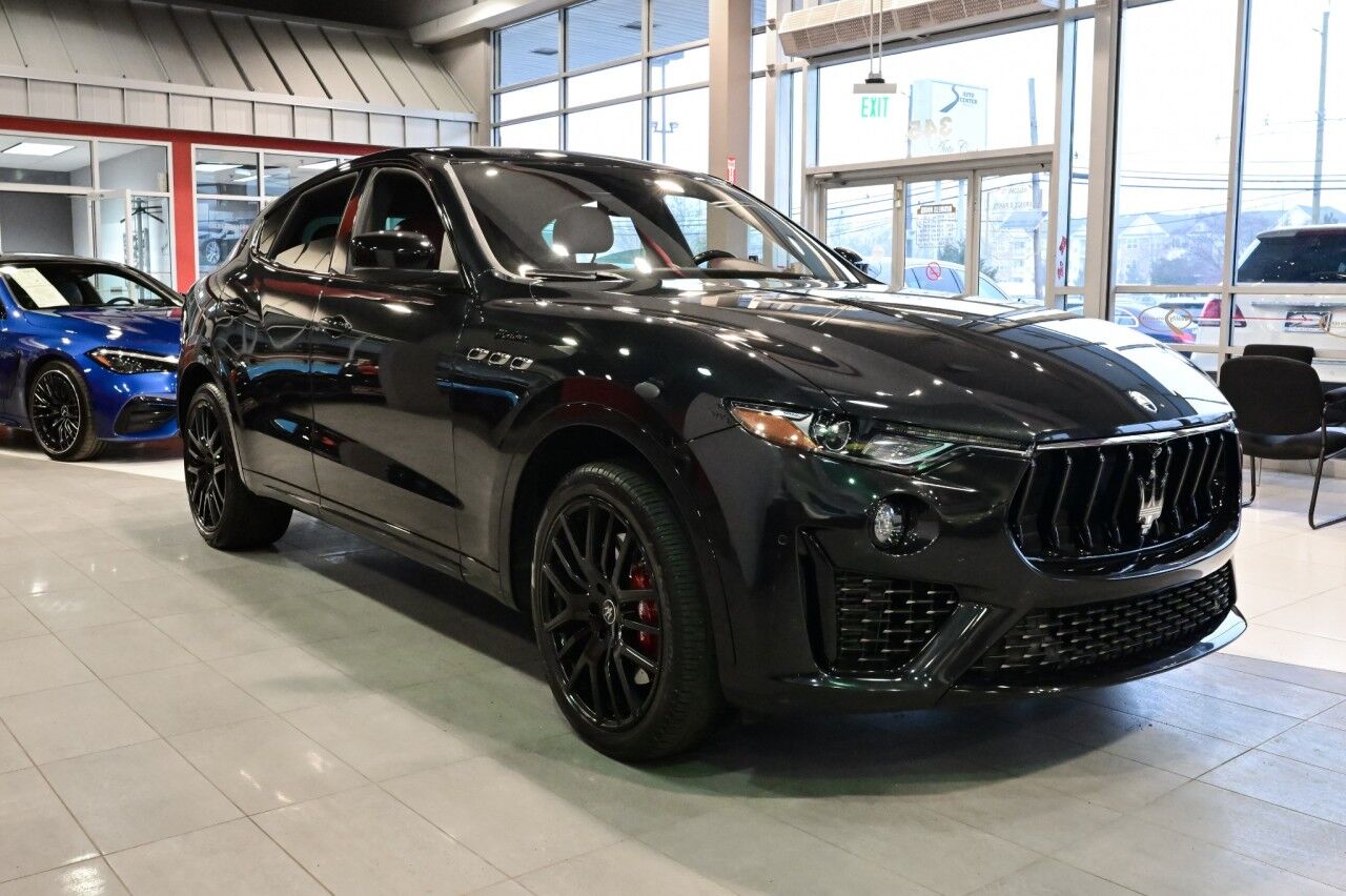 2022 Maserati Levante Modena