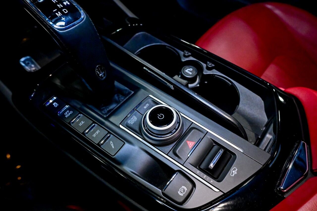 2022 Maserati Levante Modena Springfield NJ