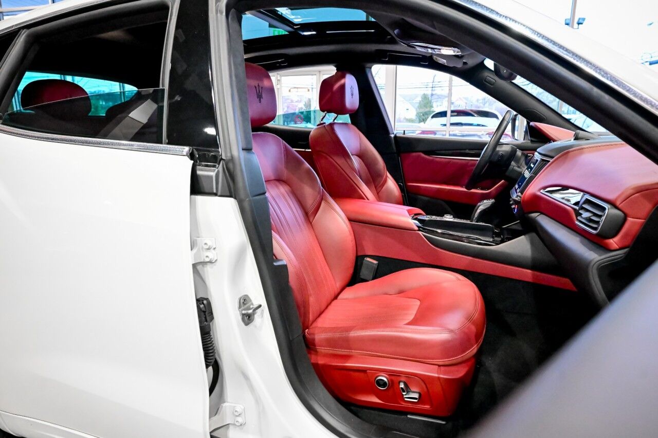 2022 Maserati Levante Modena Springfield NJ