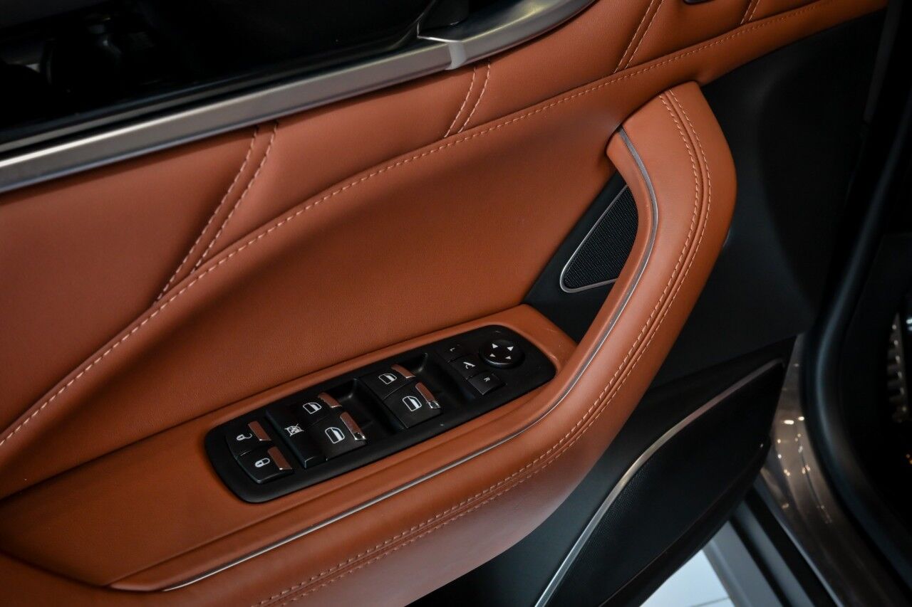 2022 Maserati Levante Modena photo 18