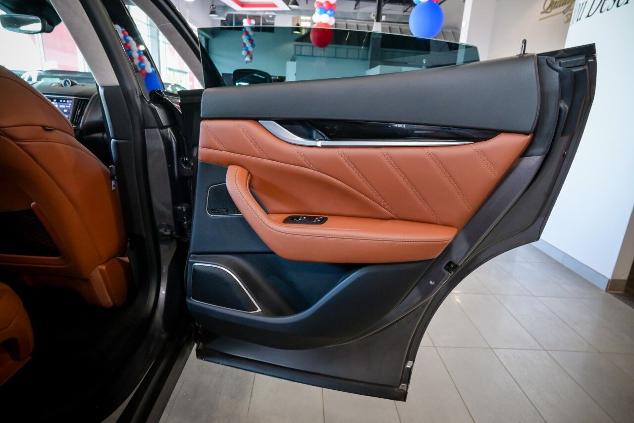 2022 Maserati Levante Modena photo 25