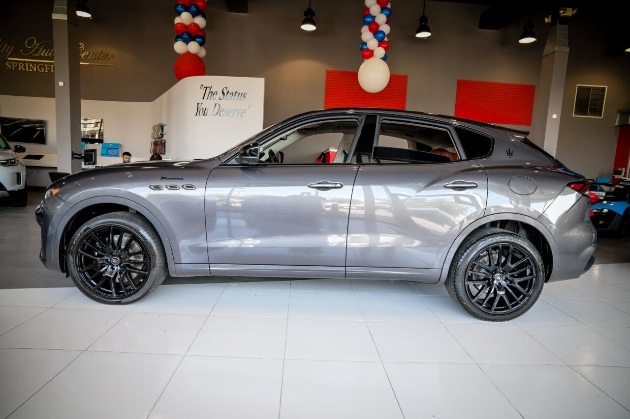 2022 Maserati Levante Modena photo 8