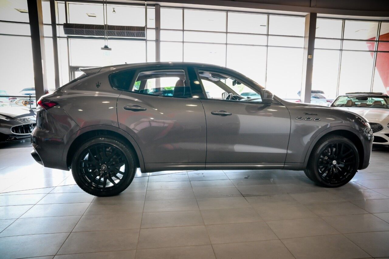 2022 Maserati Levante Modena photo 4