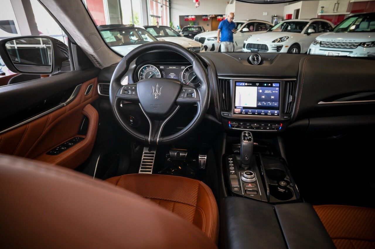 2022 Maserati Levante Modena photo 32