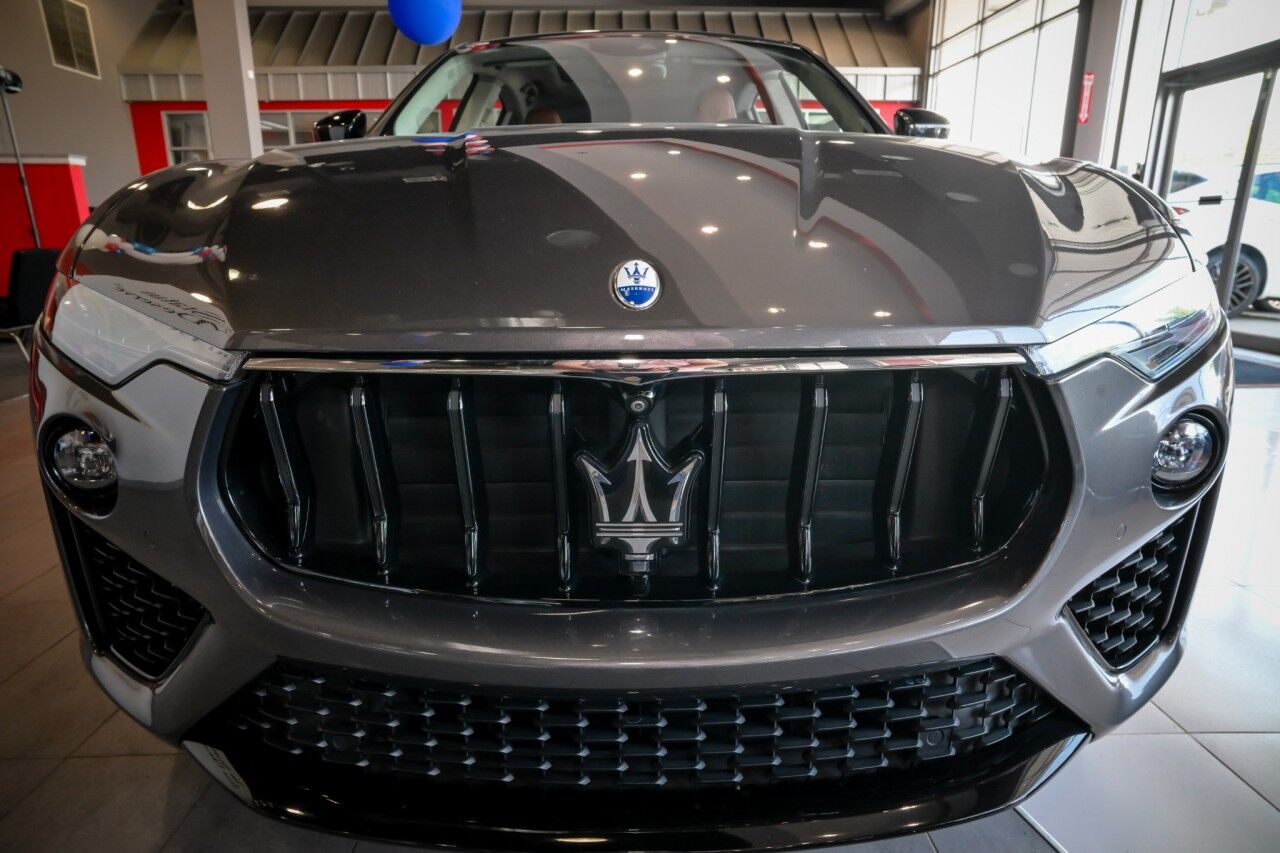 2022 Maserati Levante Modena photo 11