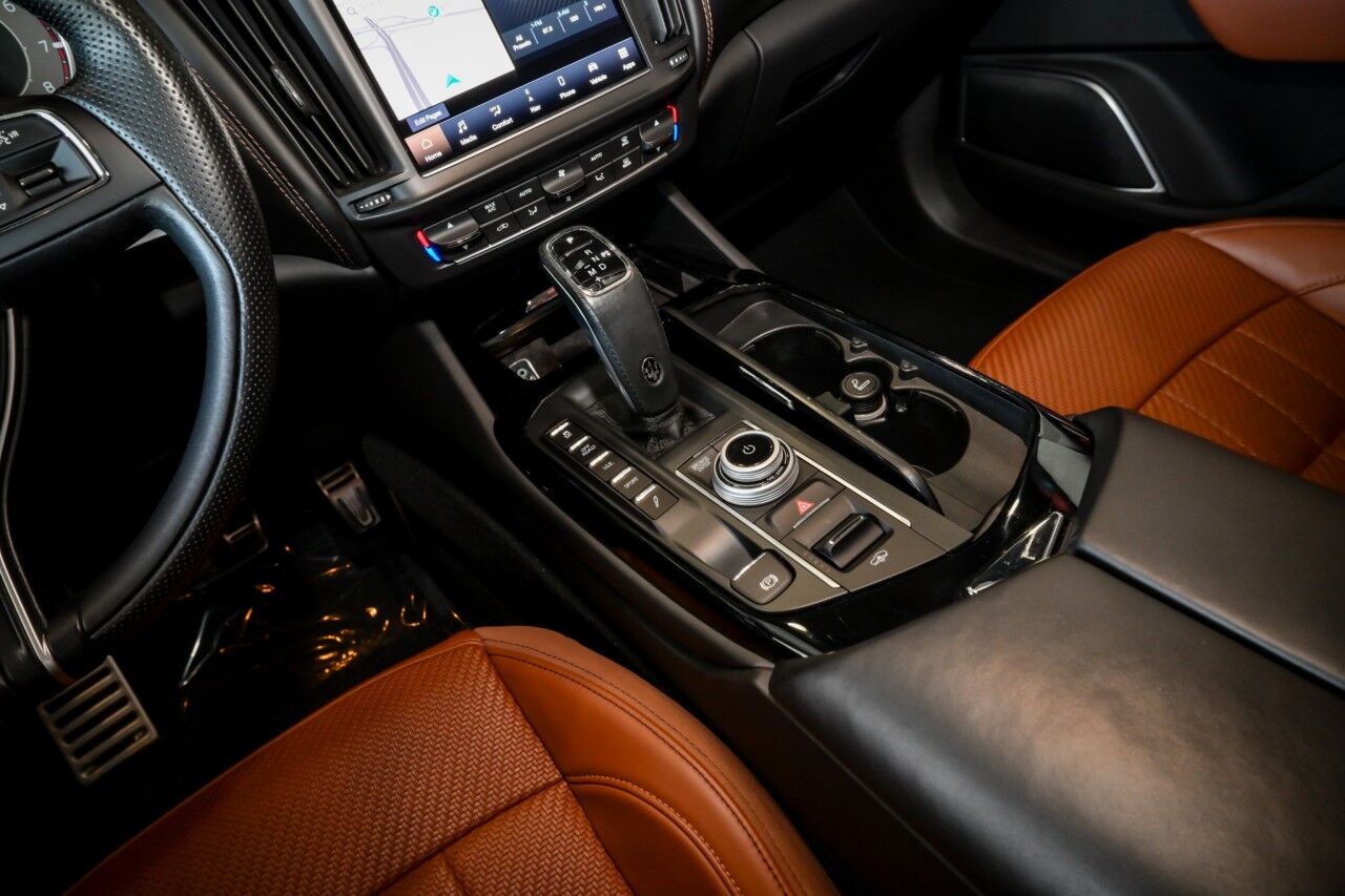 2022 Maserati Levante Modena photo 33