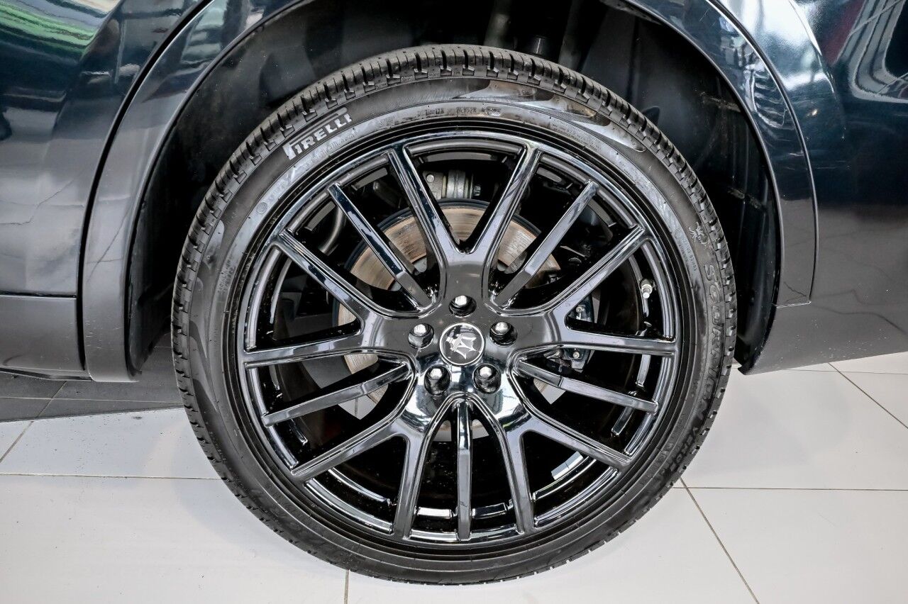 2022 Maserati Levante Modena, Zegna Pelletessuta Leather, Driver Assist, Nerissimo and Sportivo Pack, 21'' Wheels Springfield NJ