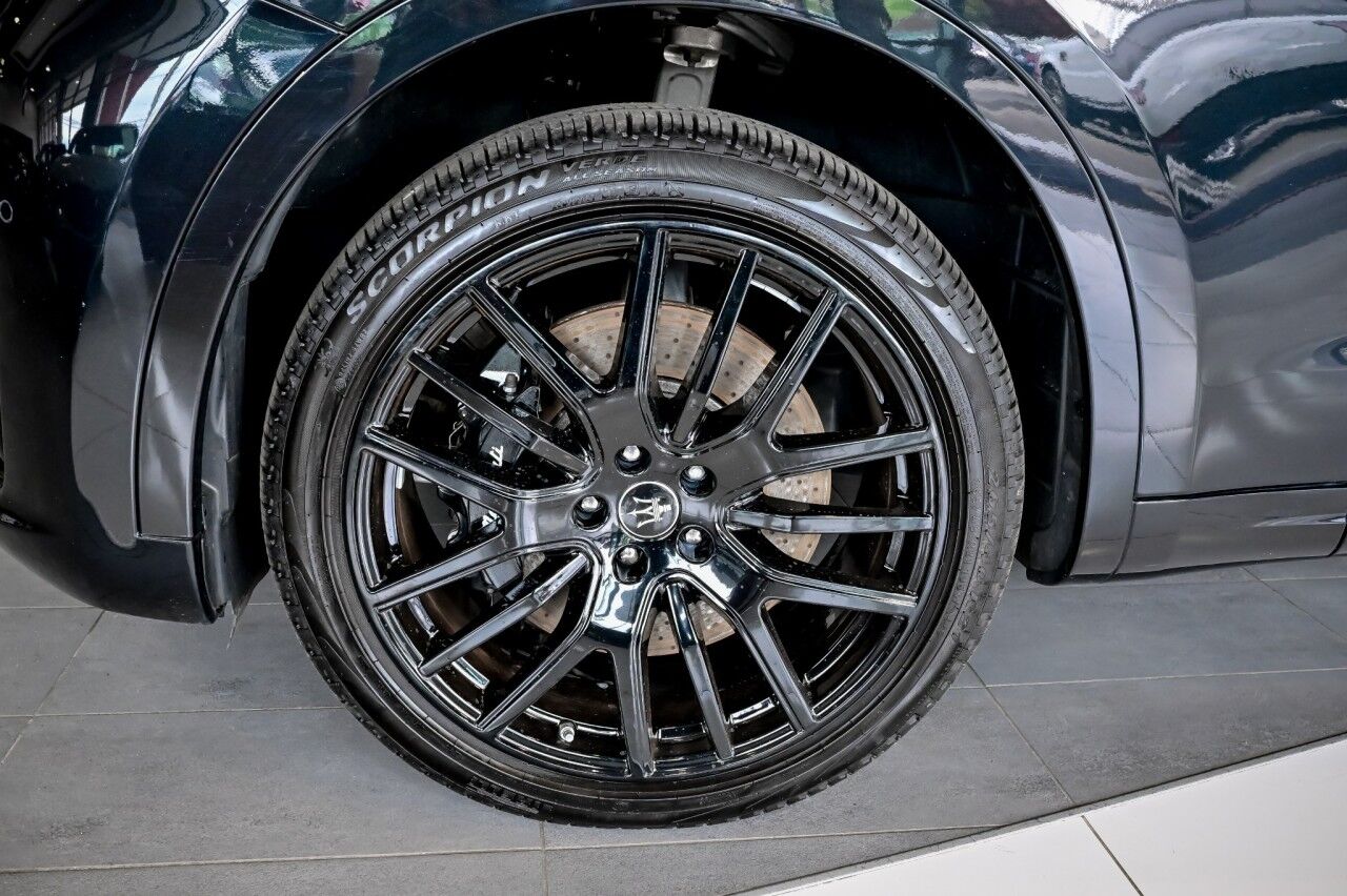 2022 Maserati Levante Modena, Zegna Pelletessuta Leather, Driver Assist, Nerissimo and Sportivo Pack, 21'' Wheels Springfield NJ