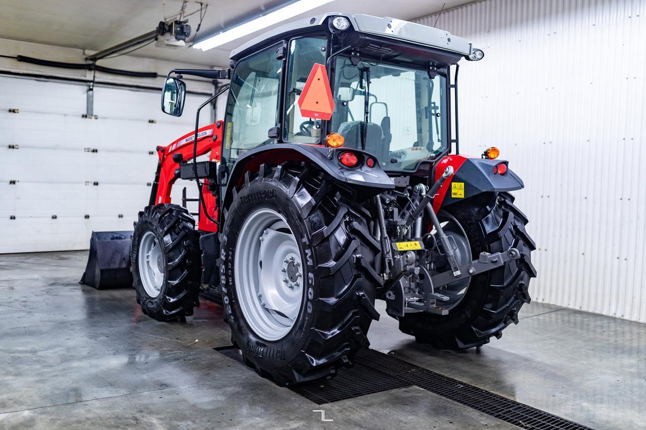 2022 Massey Ferguson 4710 Dyna 2 MFWD 4x4 Tractor/Loader/Bucket Red Deer AB