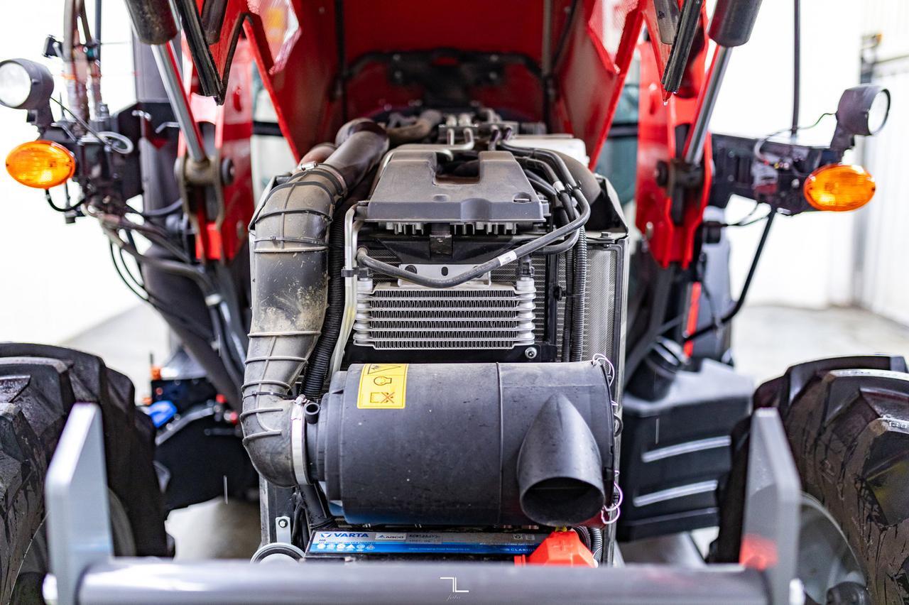 2022 Massey Ferguson 4710 Dyna 2 MFWD 4x4 Tractor/Loader/Bucket Red Deer AB