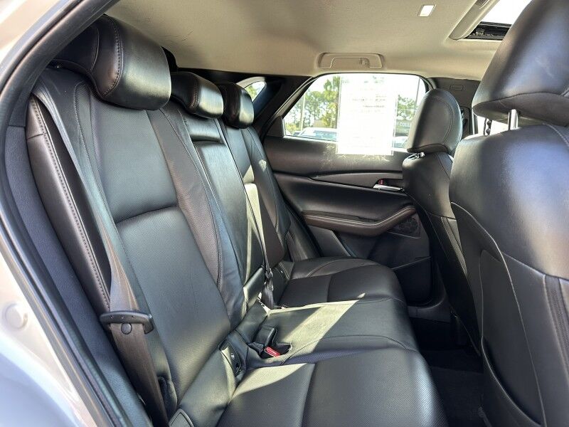 2022 Mazda CX-30 2.5 S Premium photo 17