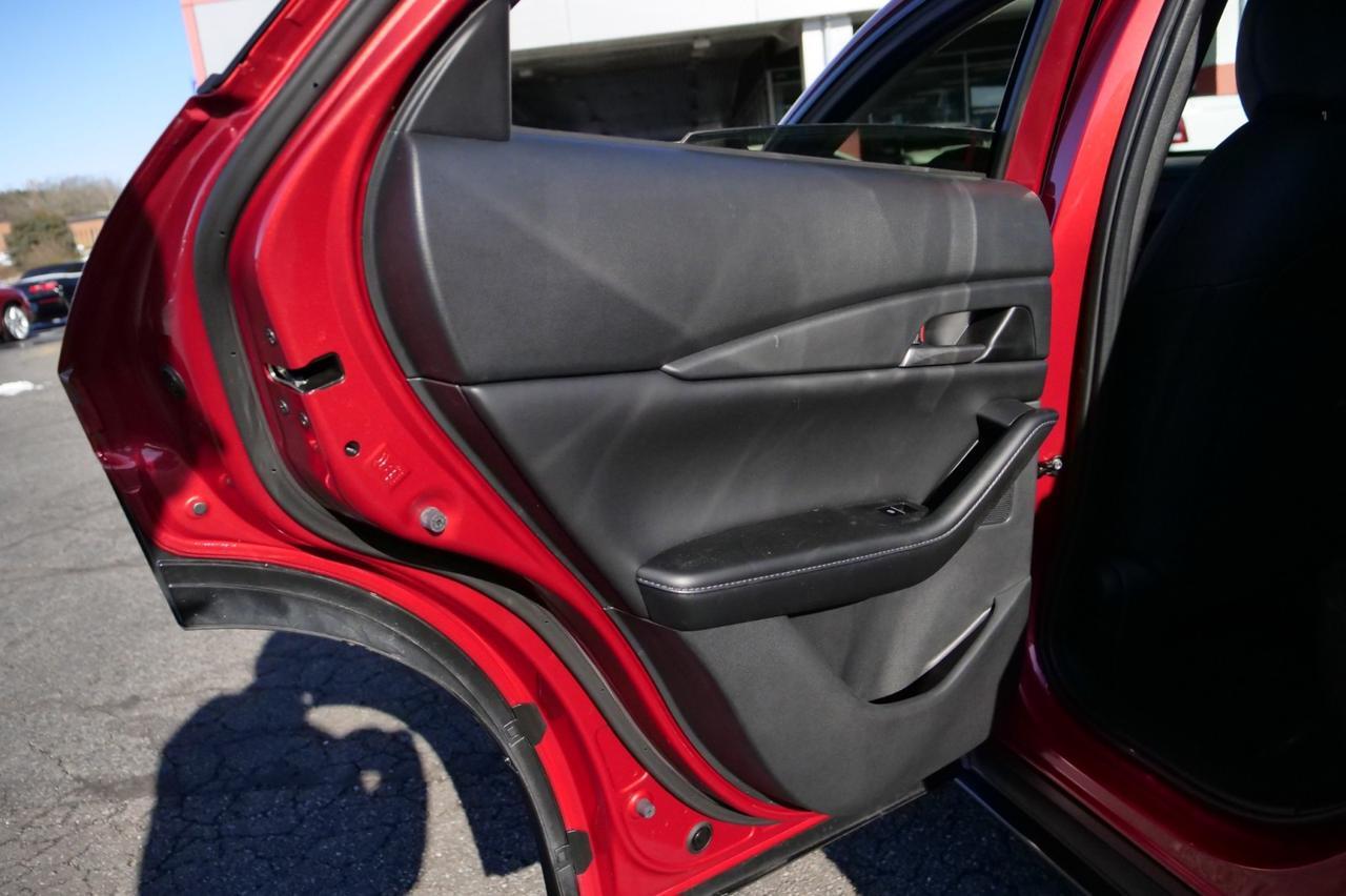 2022 Mazda CX-30 2.5 S Select Package / AWD / CarPlay! Lincolnton NC