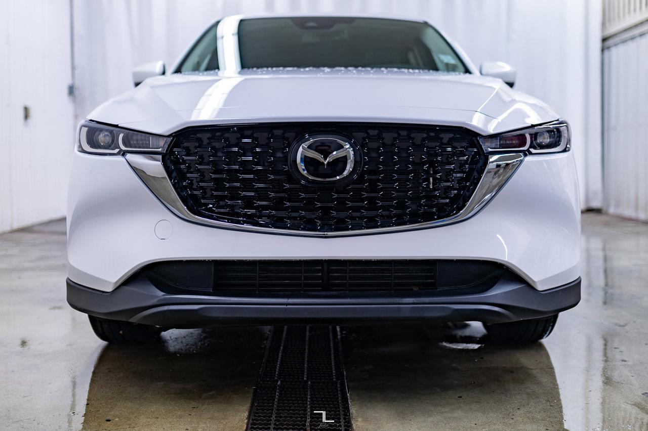 2022 Mazda CX-5 AWD Kuro Edition Leather Roof BCam Red Deer AB