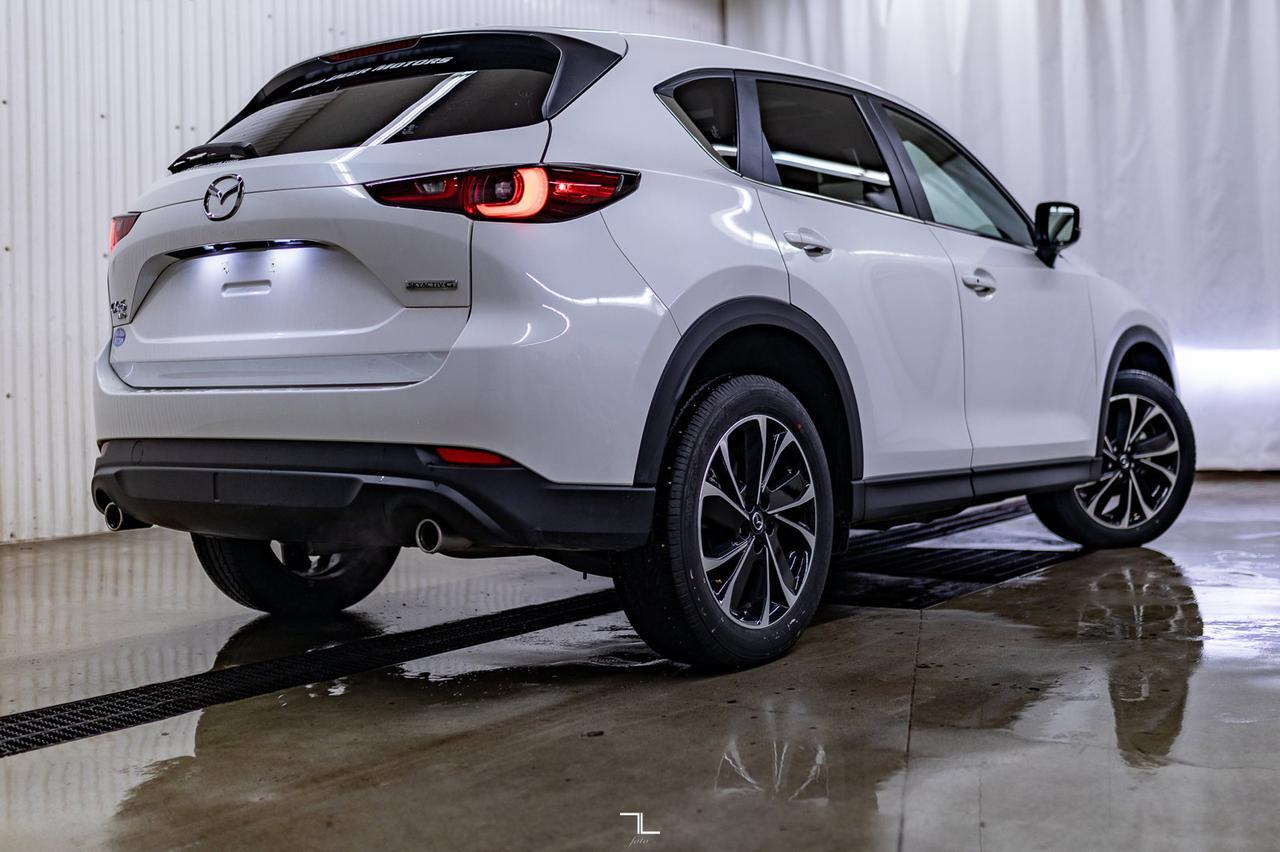 2022 Mazda CX-5 AWD Kuro Edition Leather Roof BCam Red Deer AB