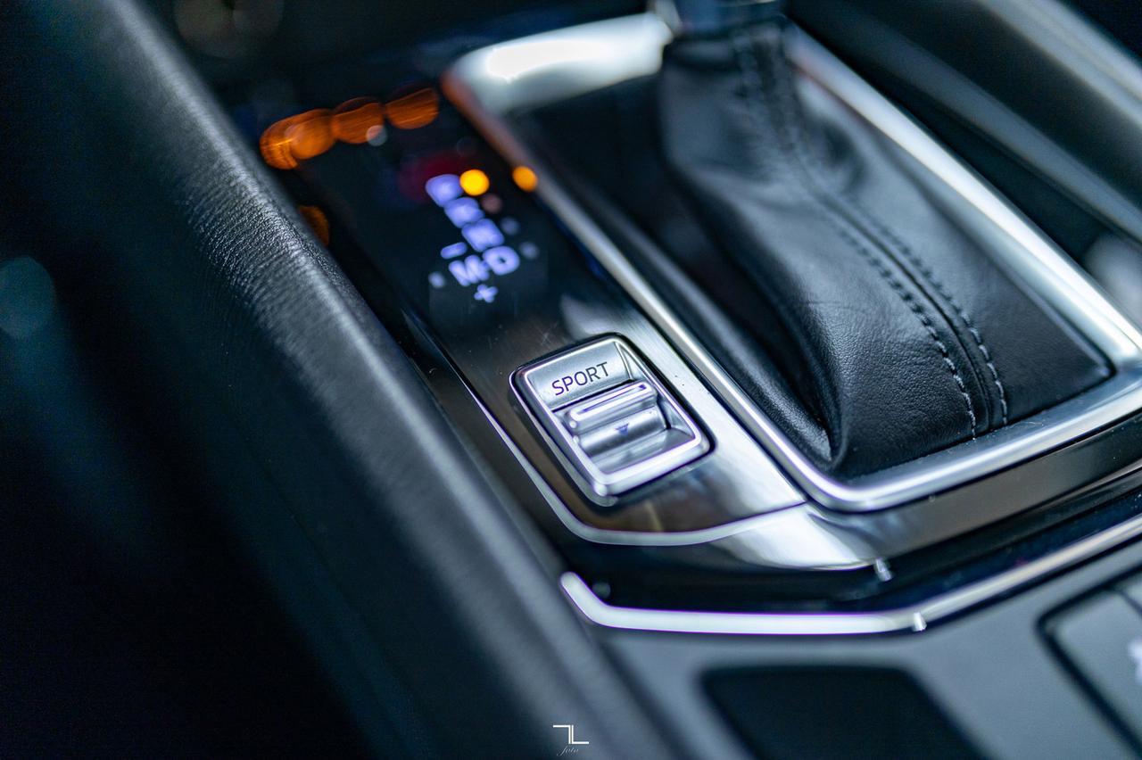 2022 Mazda CX-5 AWD Kuro Edition Leather Roof BCam Red Deer AB