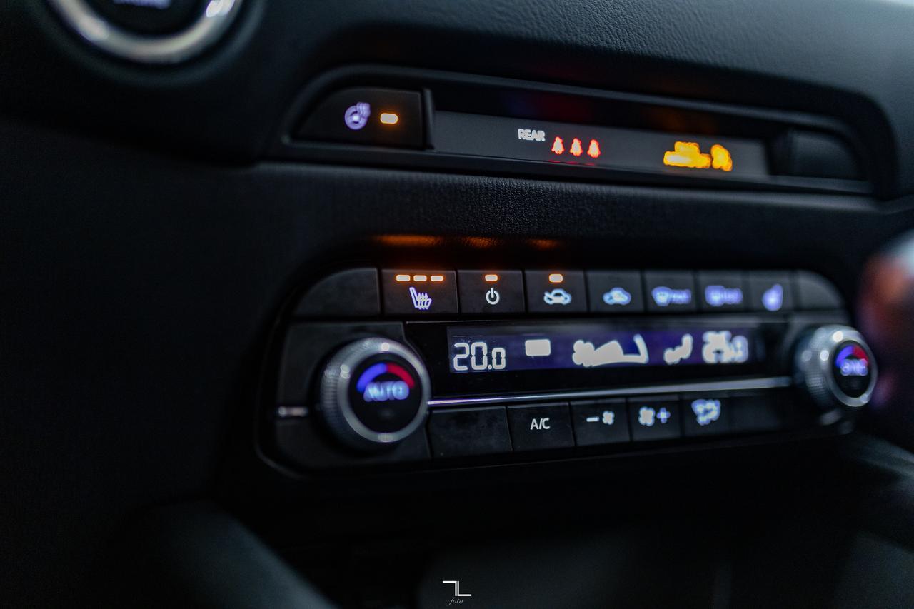 2022 Mazda CX-5 AWD Kuro Edition Leather Roof BCam Red Deer AB