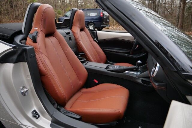 2022 Mazda MX-5 Miata Grand Touring Convertible / Heated Seats! High Point NC