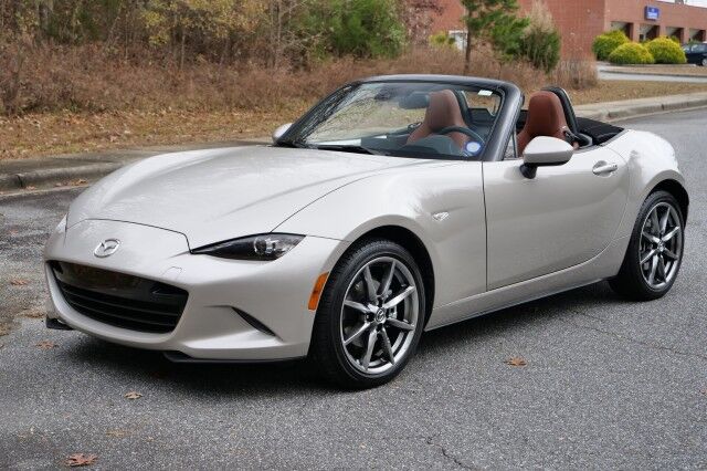 2022 Mazda MX-5 Miata Grand Touring Convertible / Heated Seats! High Point NC