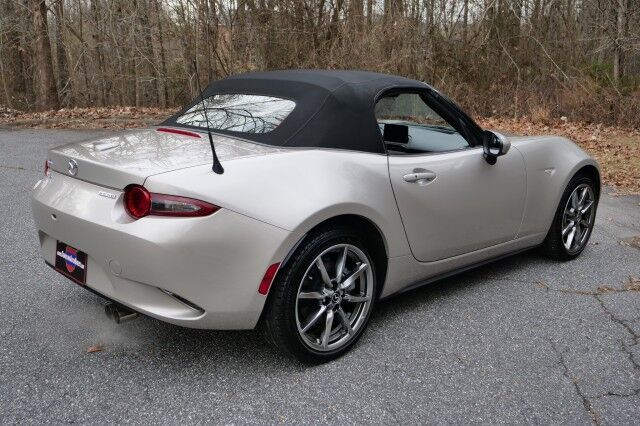 2022 Mazda MX-5 Miata Grand Touring Convertible / Heated Seats! High Point NC